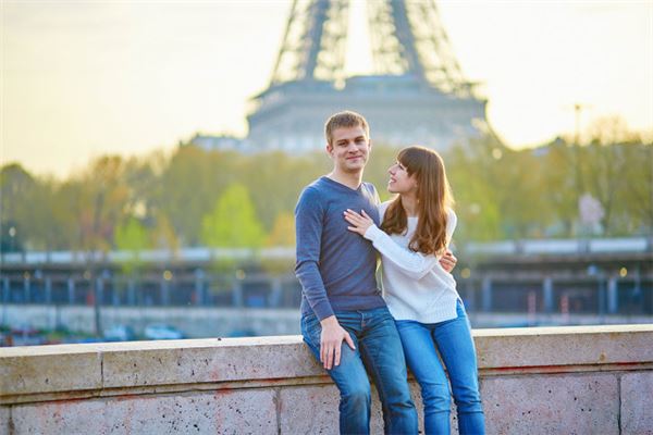 詩詞取名：男孩恭敬含瀚字好名