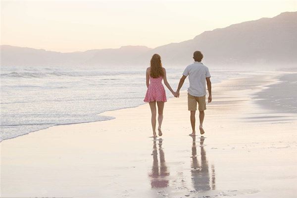 寶寶起名_周秋春