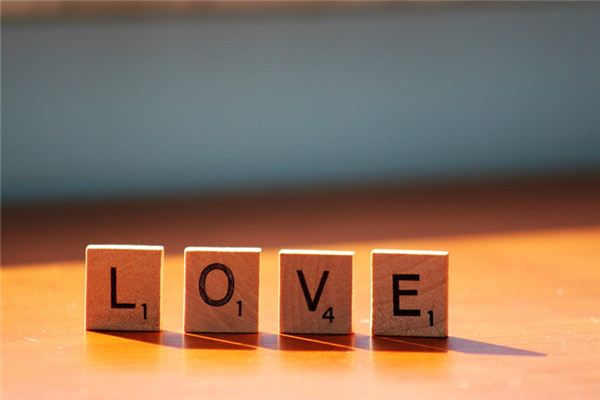 名字推薦:吳成文