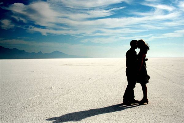 鞠倩偉的姓名打分結(jié)果_鞠倩偉五行分析  第1張