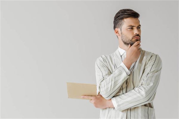 姓名五格分析:吳秀美