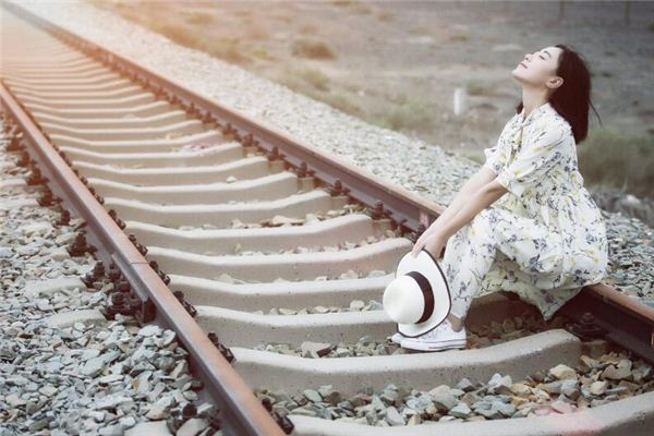 五格起名:吳訪夢