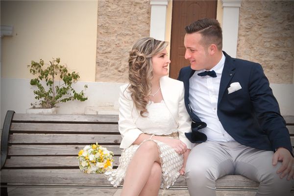 寓意取名起名:黃嘉果