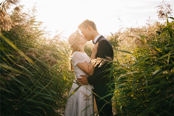 雷炳俠的姓名打分結(jié)果_雷炳俠五行分析