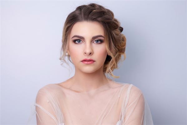 生肖取名_帶有水的屬性的寶寶乳名  第1張