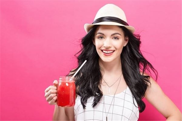 新生兒取名:吳明誠(chéng)